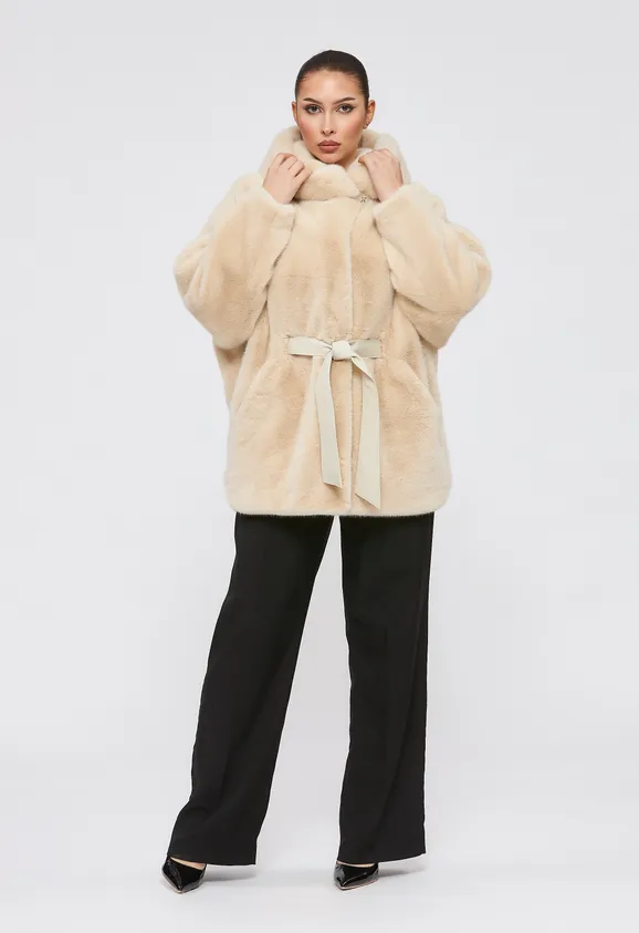 Фото Шуба из эко норки бежевая с капюшоном - 10