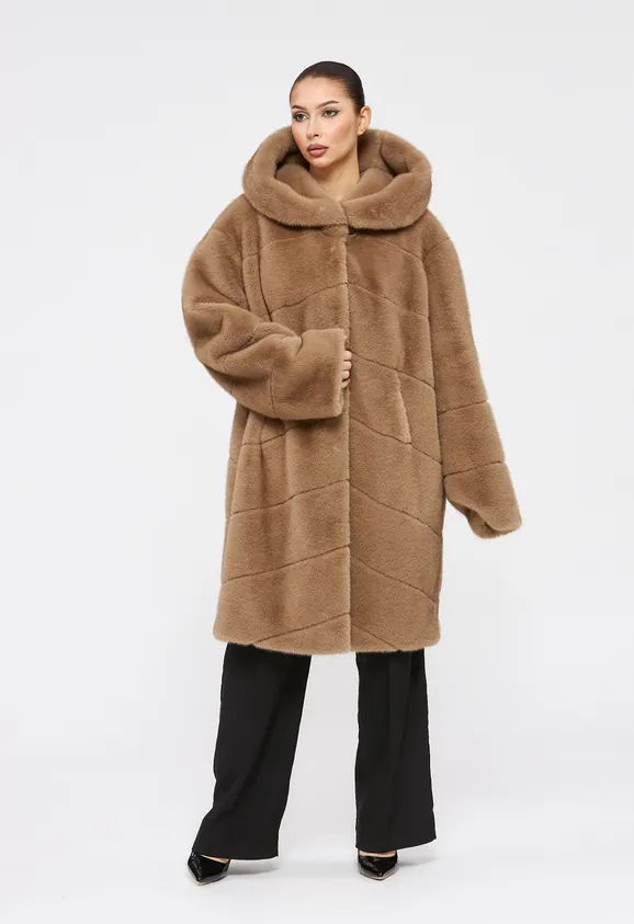 Фото Шуба из эко норки капучино с капюшоном - 1