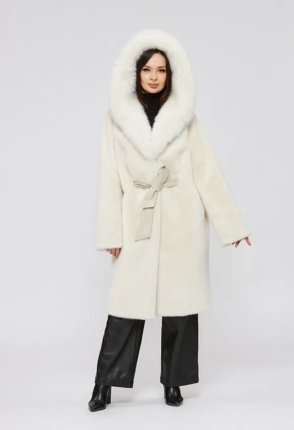 Фото Шуба из эко норки белая с капюшоном из эко песца - 3