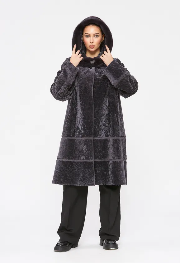 Фото Шуба из натурального астрагана думан с капюшоном из натуральной норки - 4