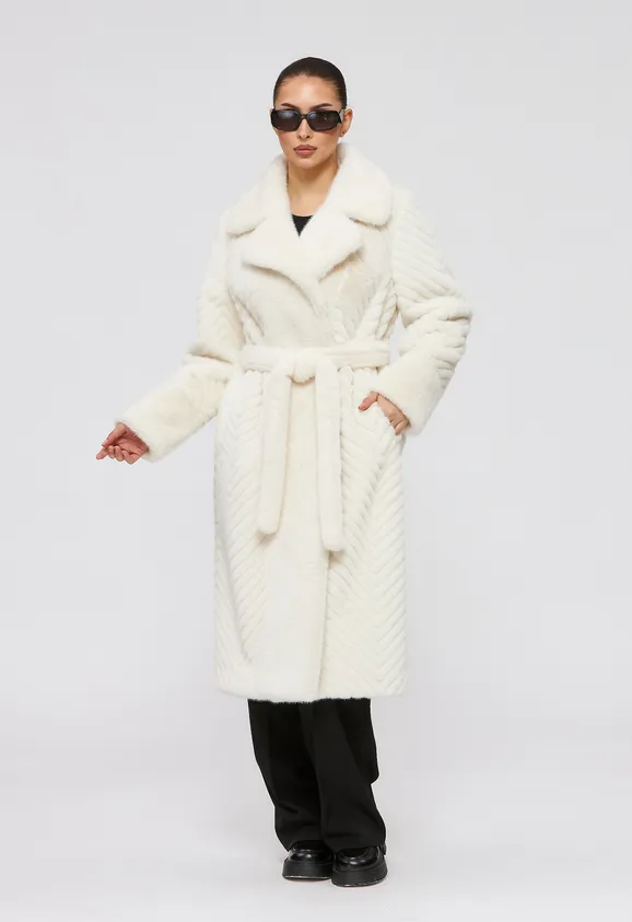 Фото Шуба из эко норки белая с английским воротником - 3