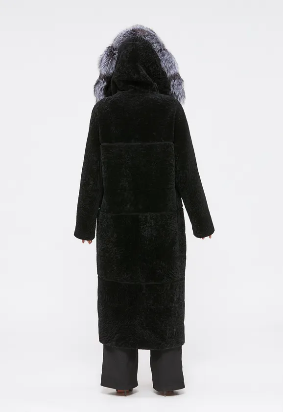 Фото Шуба из натурального астрагана черная с английским воротником из натуральной норки - 9