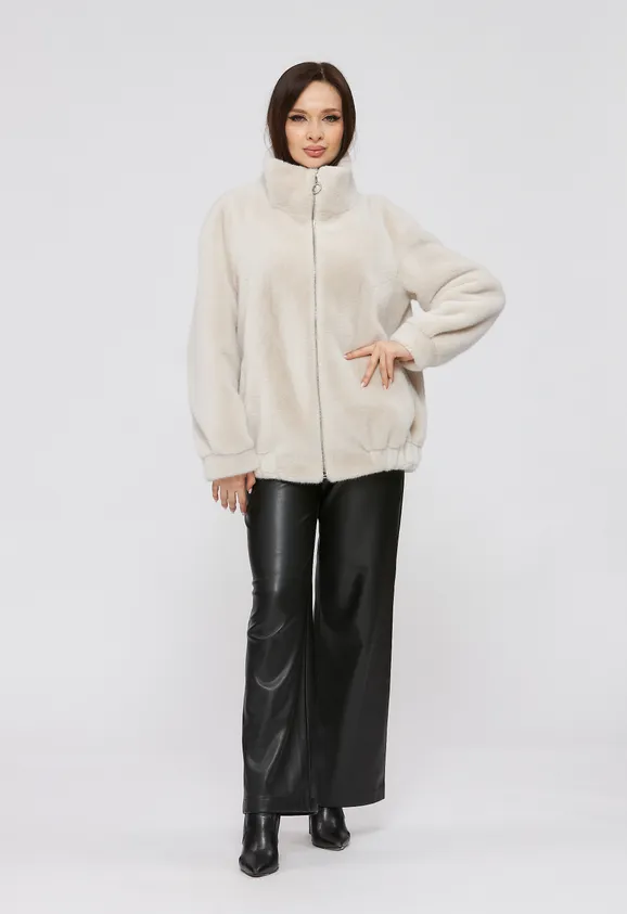 Фото Шуба из эко норки цвета жемчуг с воротником стойка - 7