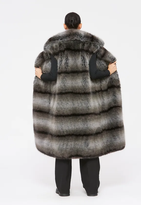 Фото Жилет из эко енота серый - 9