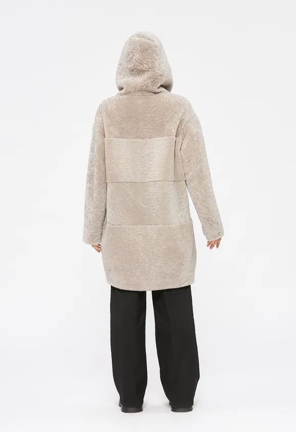 Фото Шуба из натурального астрагана жемчуг с капюшоном - 6