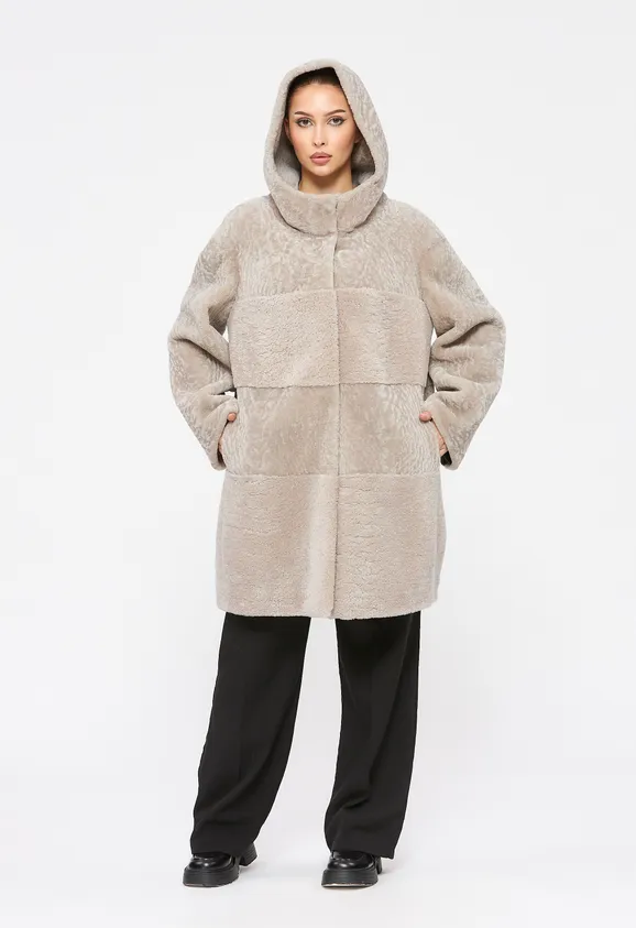 Фото Шуба из натурального астрагана жемчуг с капюшоном - 3
