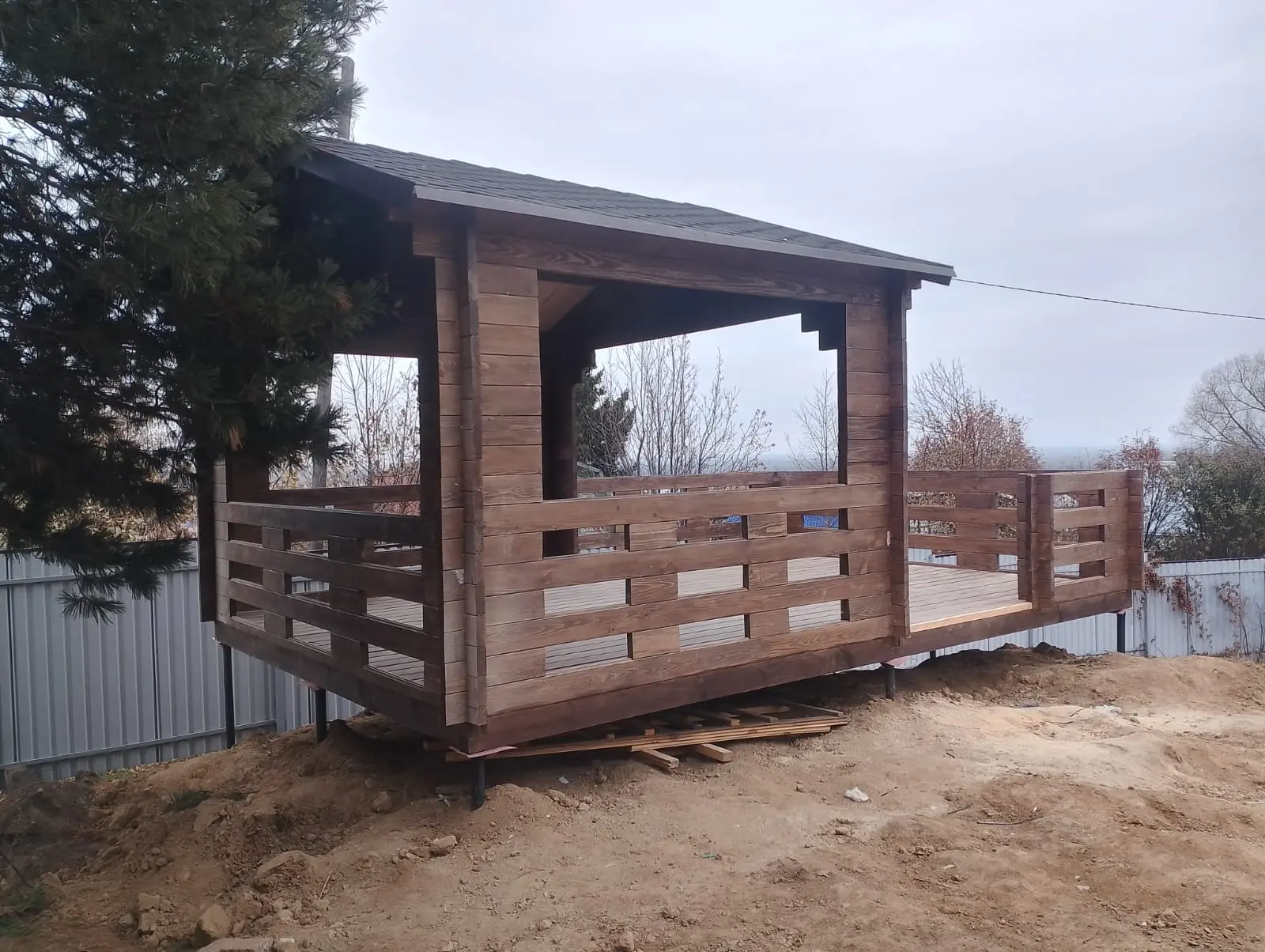 Беседка с открытой террасой из мини-бруса 6×4 м