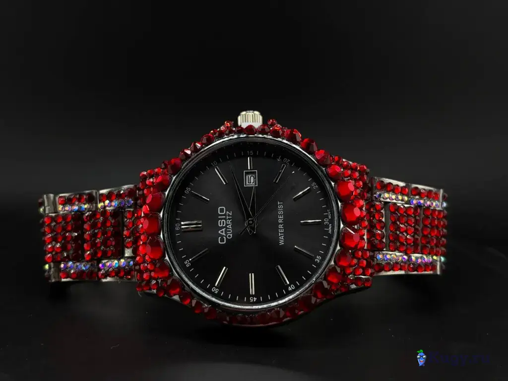 Наручные часы Casio.