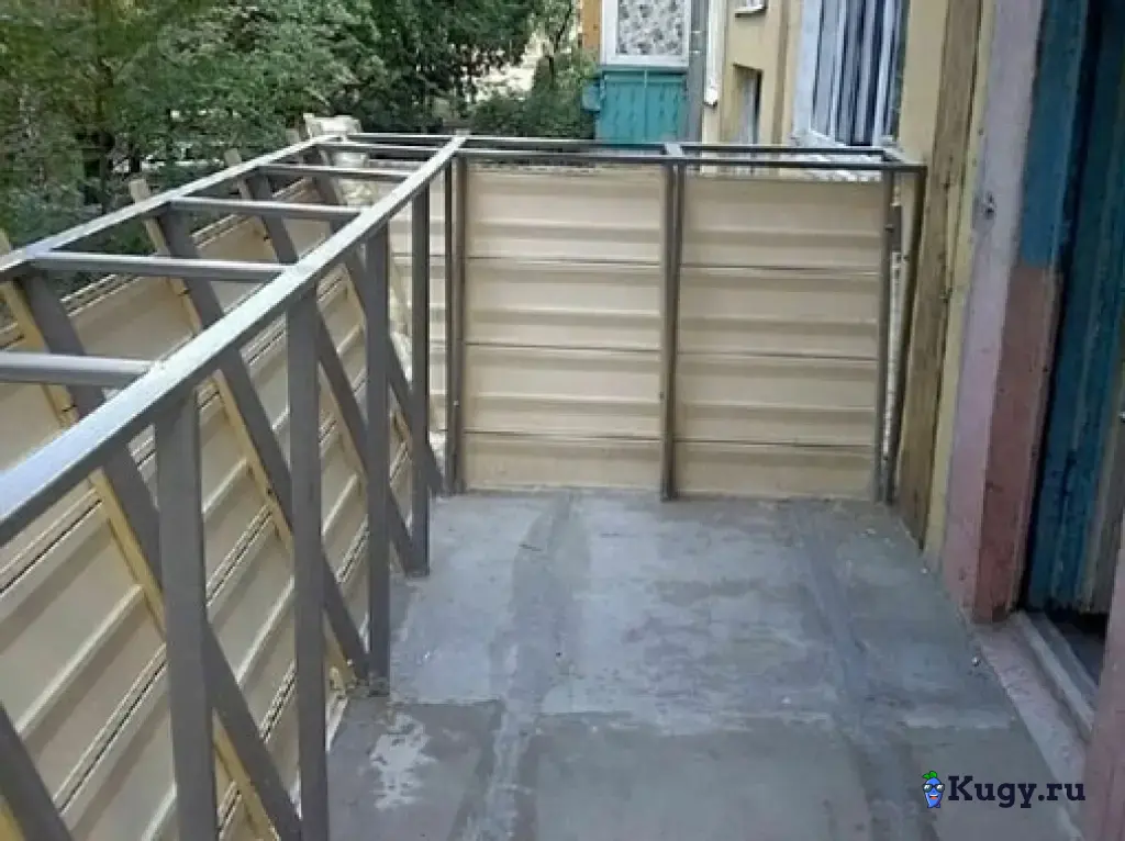 Установка рам балконов и лоджий. Утепление и обшивка.