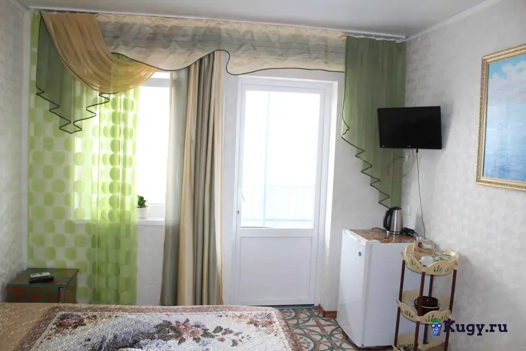 "Уютный домик у Нины" на Шершнева п Коктебель на 2026 год