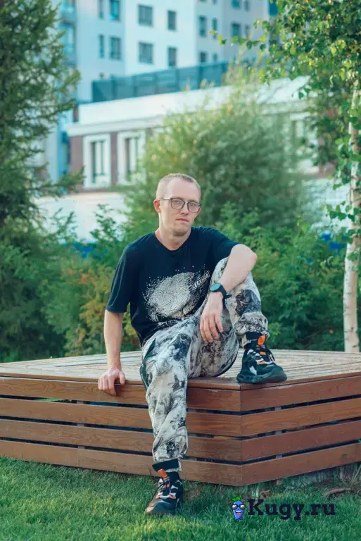 Актёр для массовки