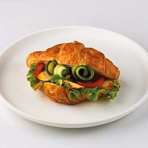 Круассан с курицей