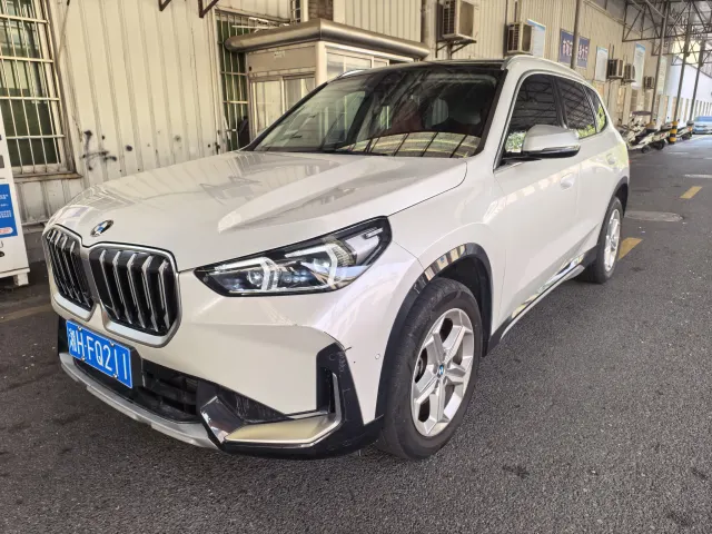2023 sDrive20Li X design set