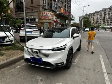 2023 1.5L CVT Deluxe Edition, фото 1