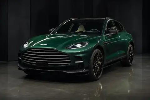 Aston Martin DBX 707 — кадр 1