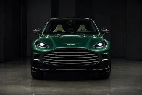 Aston Martin DBX 707 — кадр 3