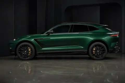 Aston Martin DBX 707 — кадр 4
