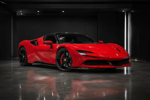 Ferrari SF90 Stradale — кадр 1