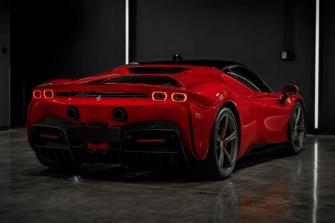 Ferrari SF90 Stradale — кадр 2