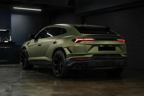 Lamborghini Urus Performante — кадр 2