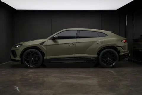 Lamborghini Urus Performante — кадр 4