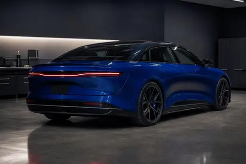 Lucid Air Sapphire — кадр 2