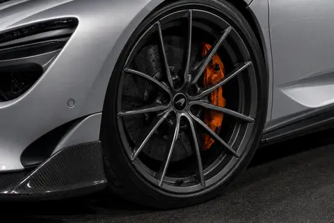 McLaren 750S Spider — кадр 6