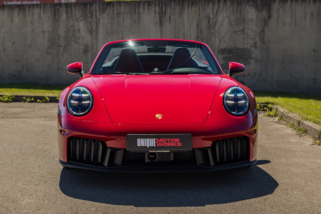 Полиуретановая плёнка (PPF) премиум-класса UNIQUE Protection — брони на кузове