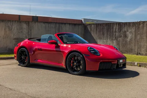 Porsche 911 Carrera 4 GTS Cabriolet — кадр 3