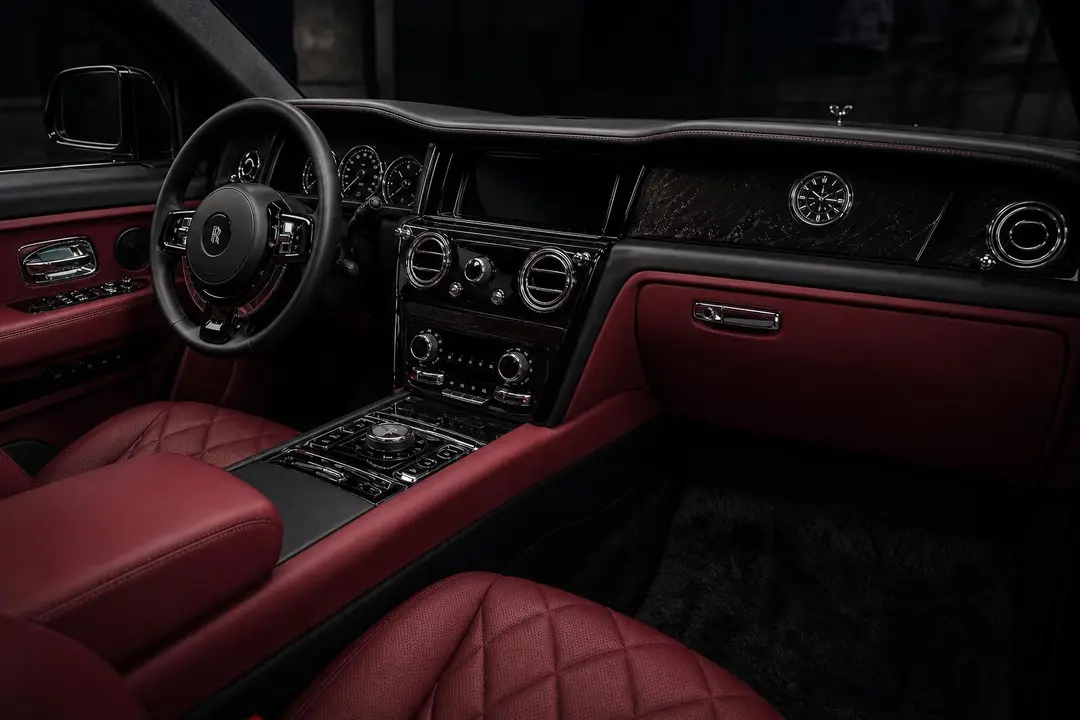 Rolls-Royce Cullinan Black Badge