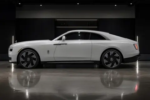 Rolls-Royce Spectre — кадр 4