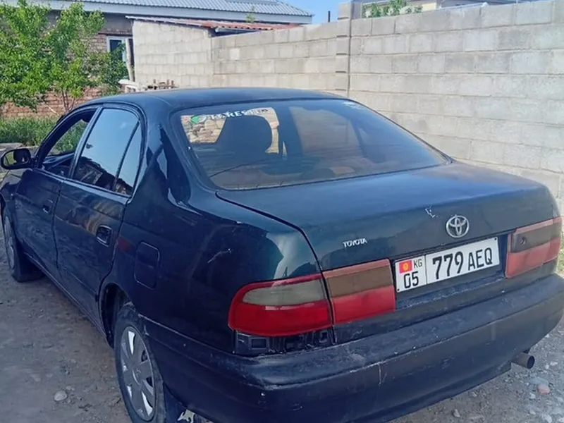 Toyota Carina E