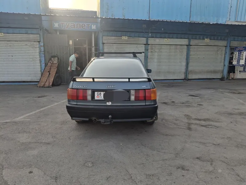 Audi 80