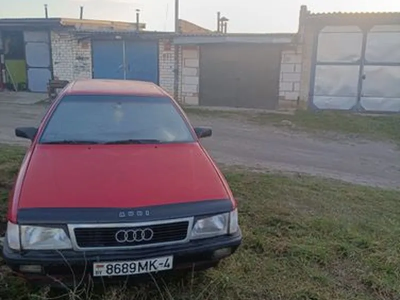 Audi 100