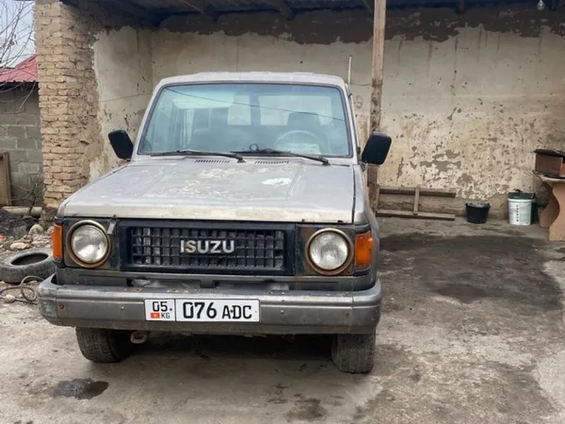 Isuzu Trooper