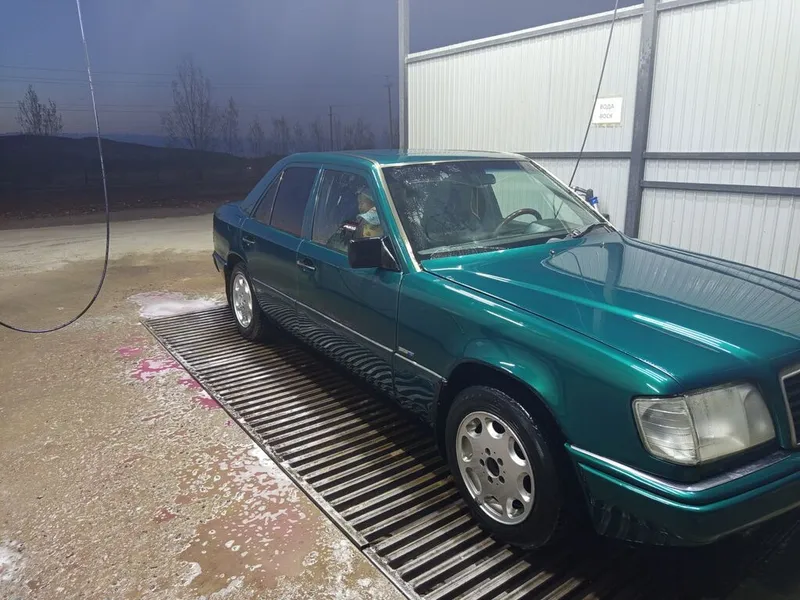MercedesBenz W124