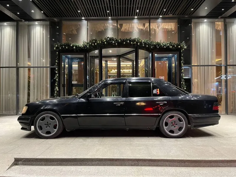 MercedesBenz W124