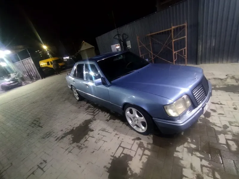 MercedesBenz W124