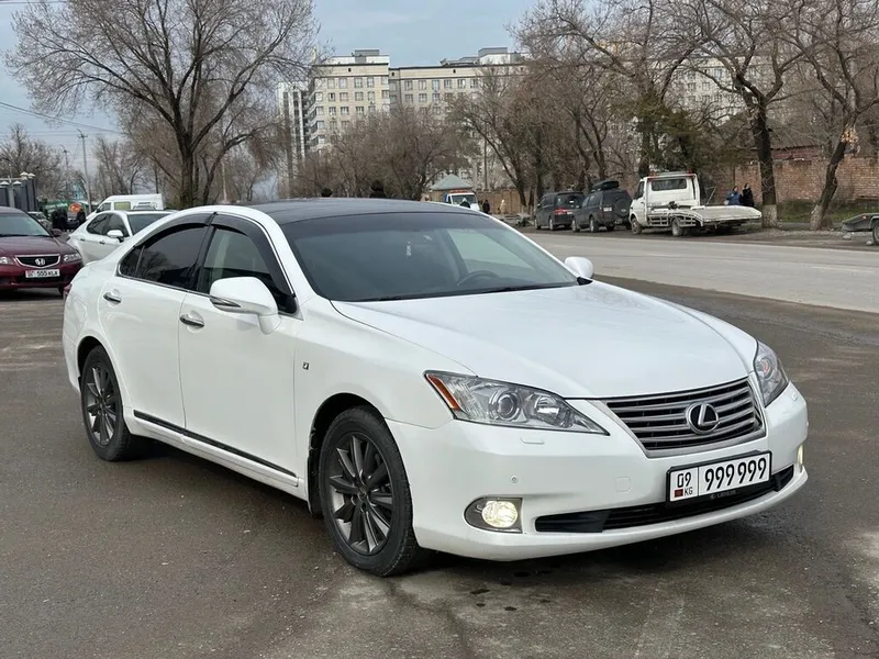 Lexus ES
