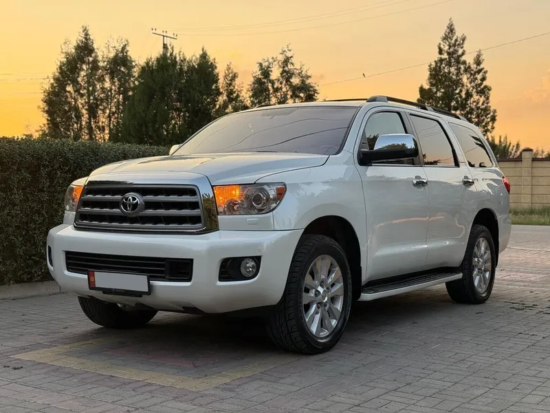 Toyota Sequoia