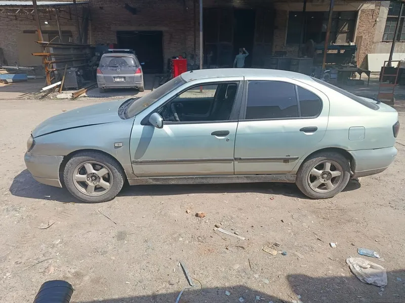 Nissan Primera