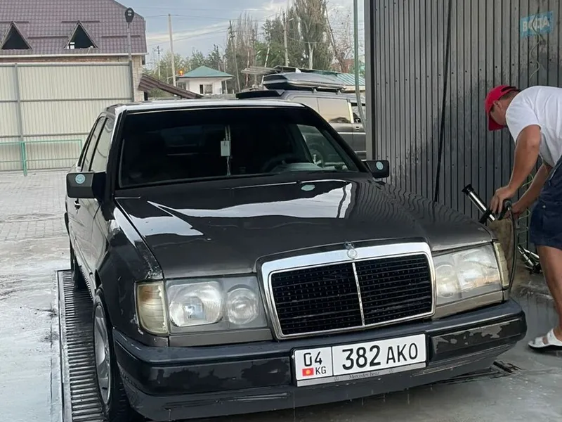 MercedesBenz W124