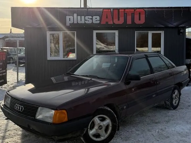 Audi 100