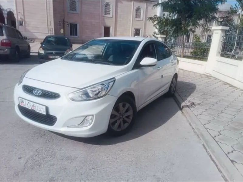 Hyundai Accent