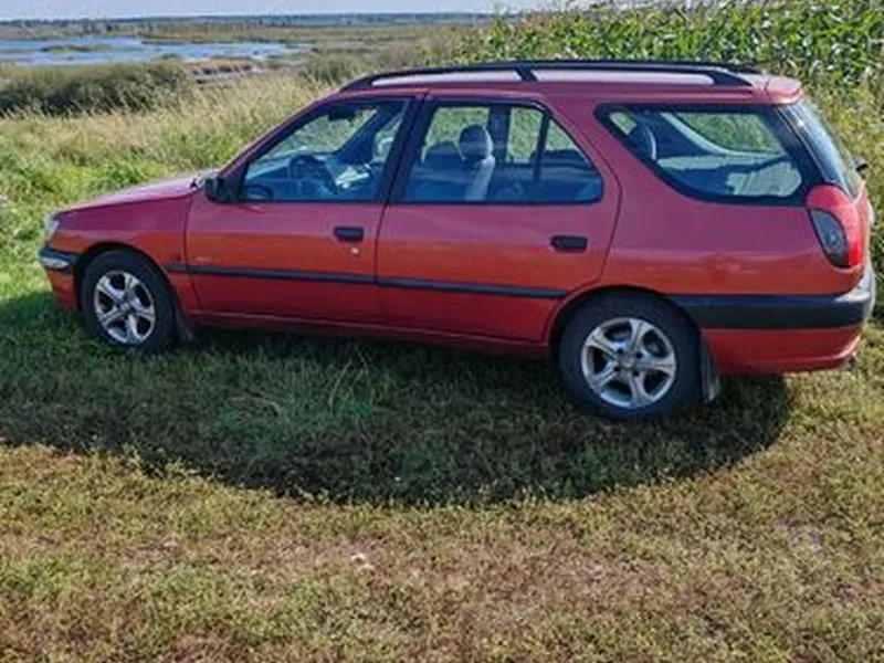 Peugeot 306