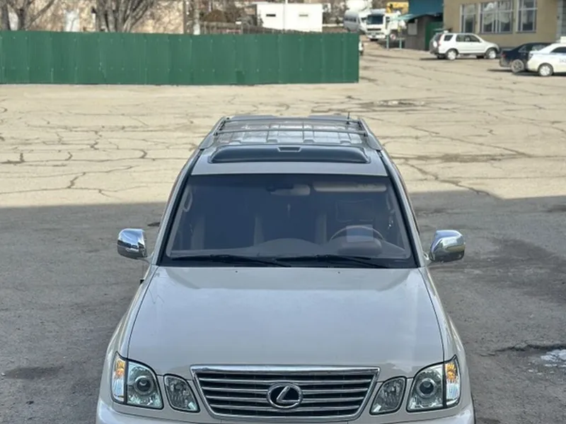 Lexus LX