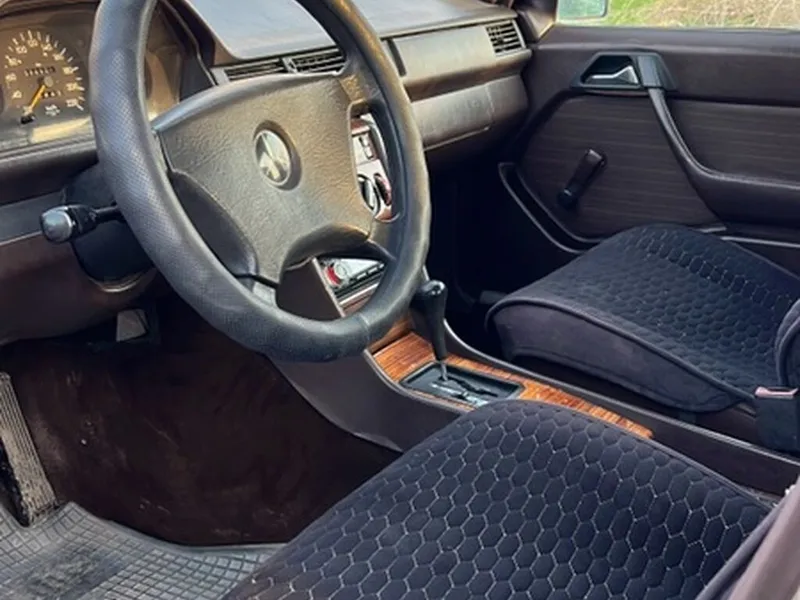 MercedesBenz W124