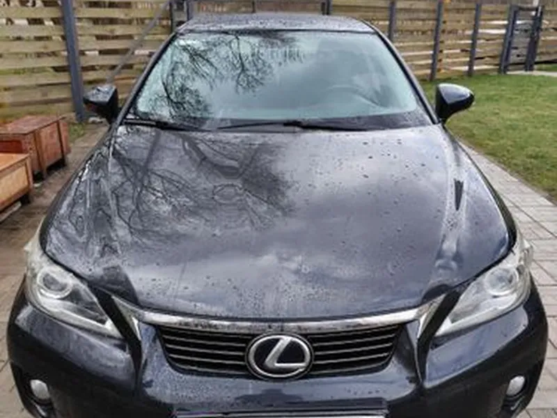 Lexus