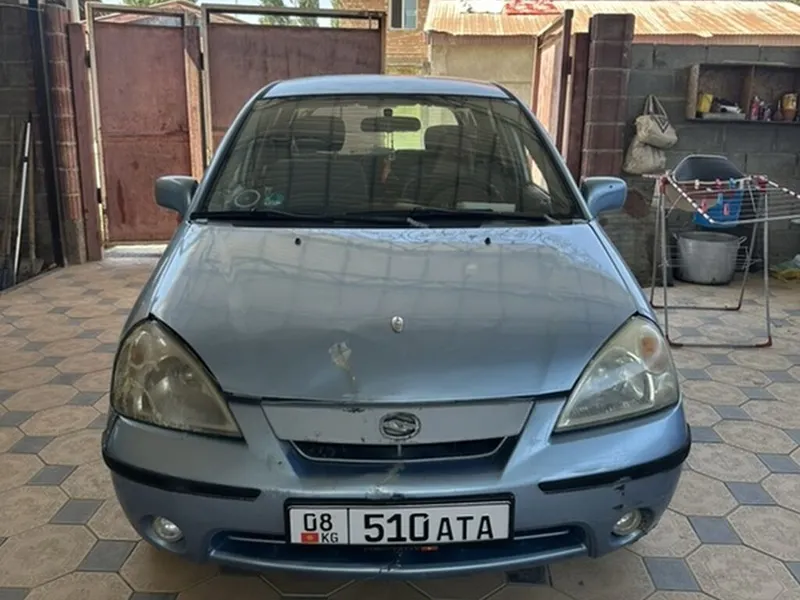 Suzuki Liana