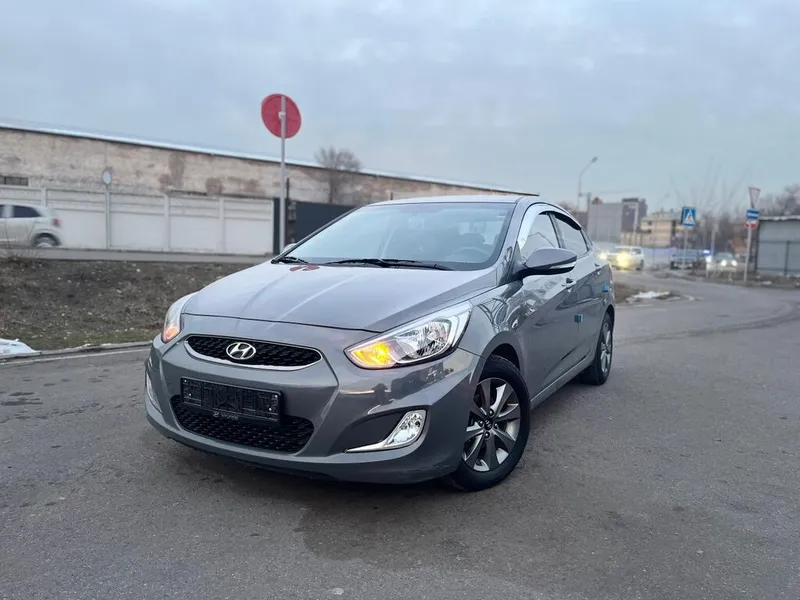 Hyundai Accent